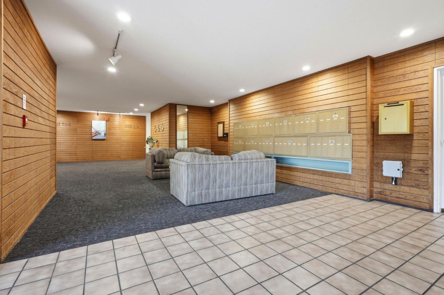 Detail Gallery Image 3 of 34 For 840 Sea Spray Ln #202,  Foster City,  CA 94404 - 2 Beds | 2 Baths