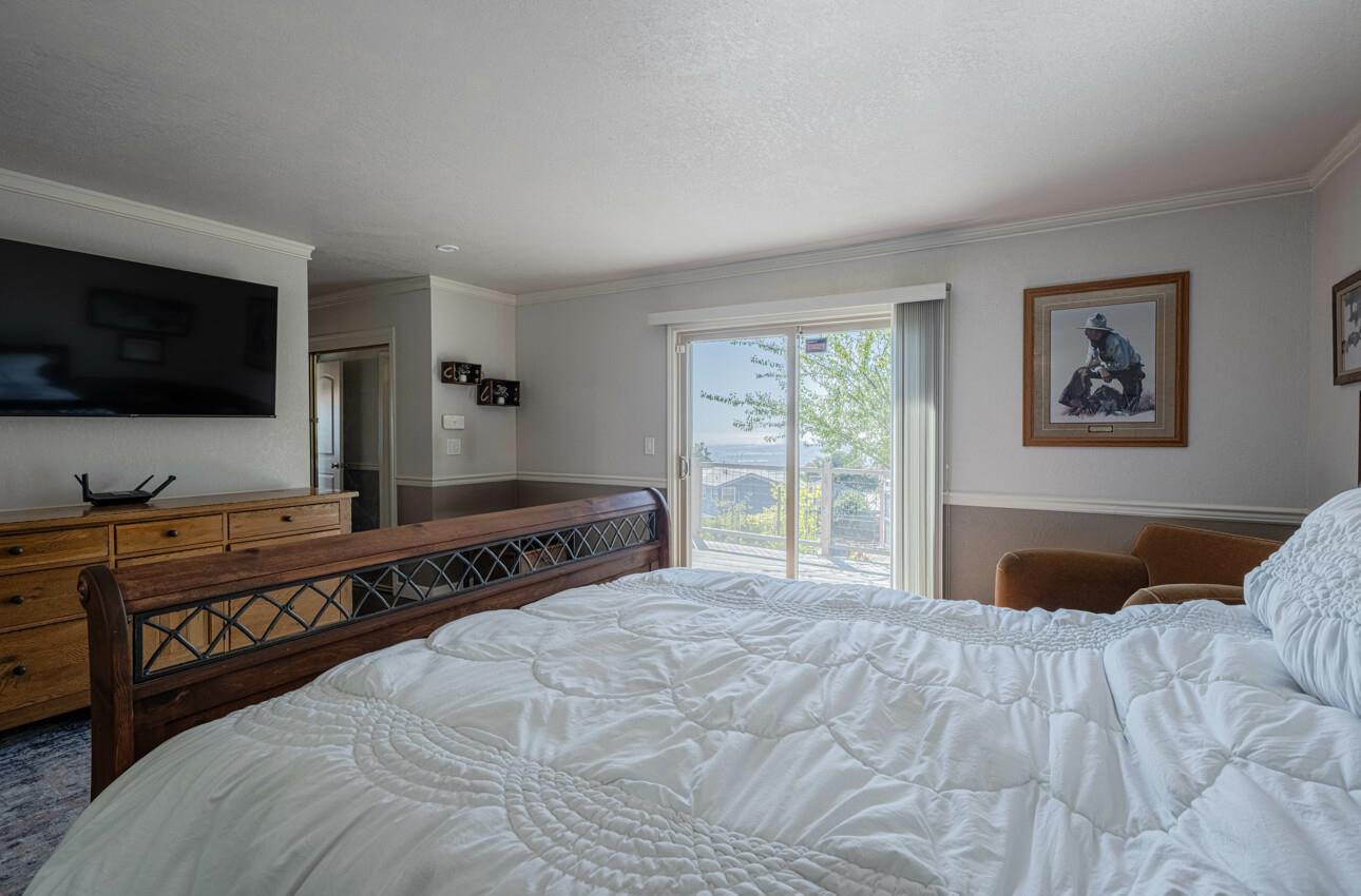 Detail Gallery Image 20 of 60 For 30 Pacific View Ter, Watsonville,  CA 95076 - 4 Beds | 2 Baths