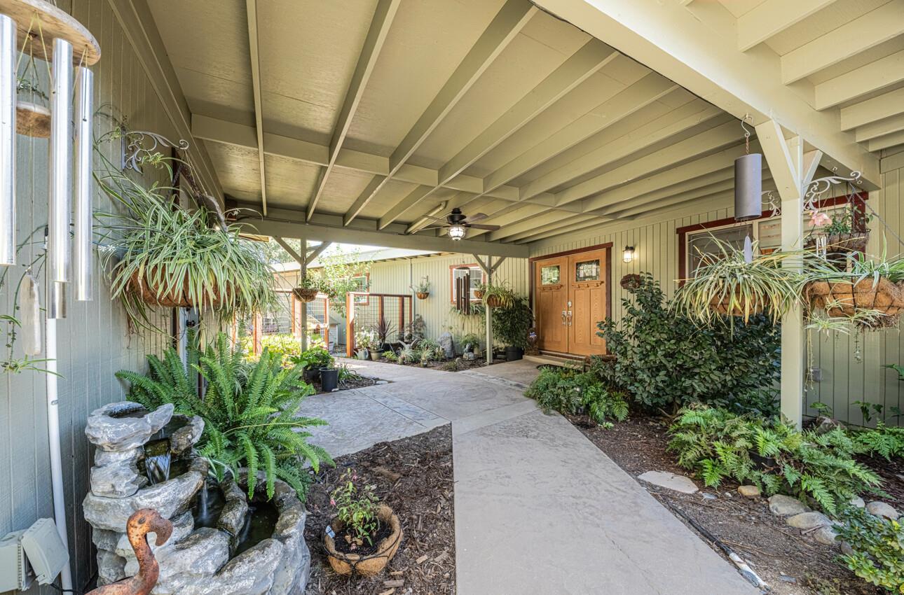 Detail Gallery Image 4 of 60 For 30 Pacific View Ter, Watsonville,  CA 95076 - 4 Beds | 2 Baths