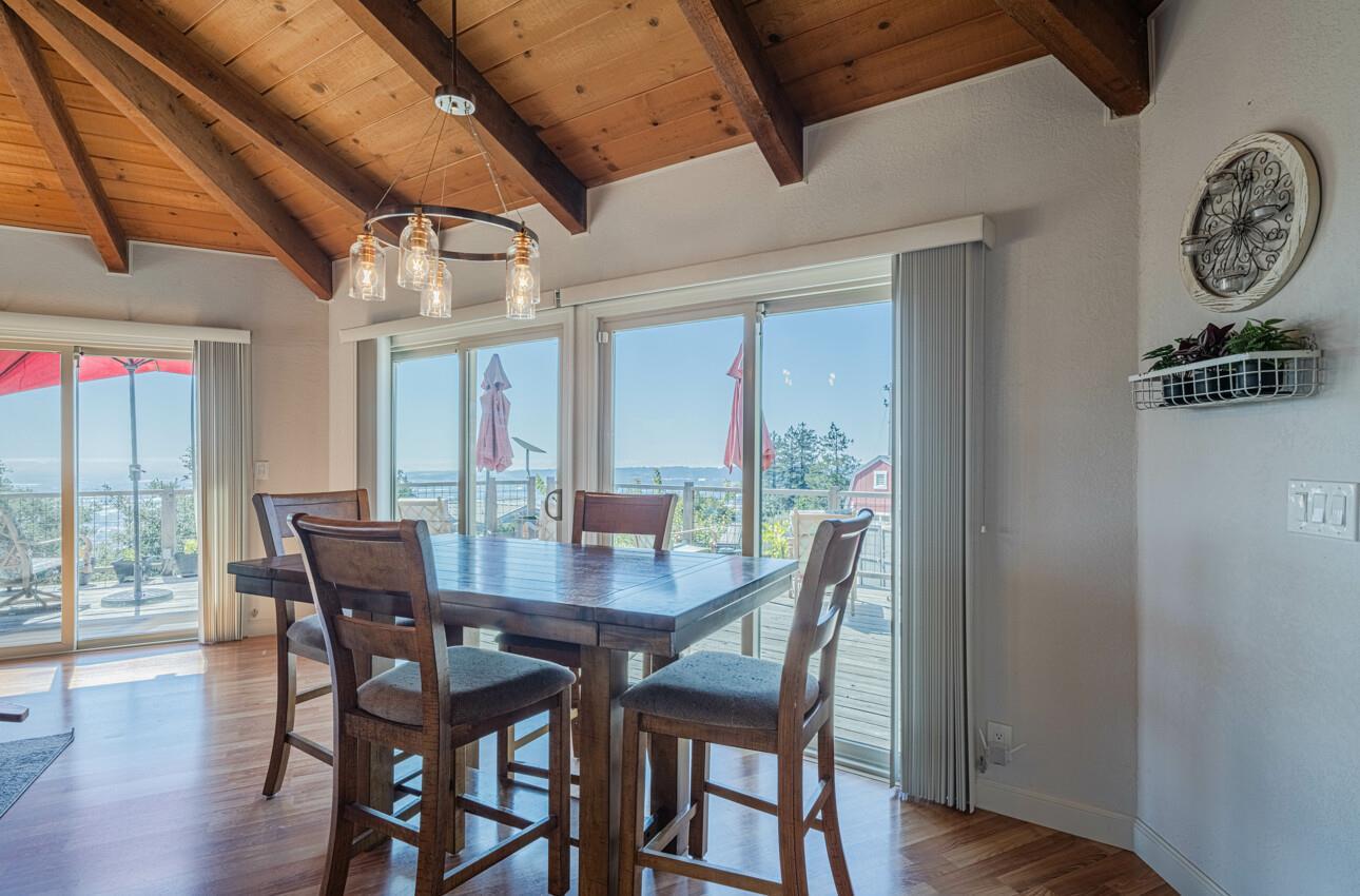 Detail Gallery Image 9 of 60 For 30 Pacific View Ter, Watsonville,  CA 95076 - 4 Beds | 2 Baths