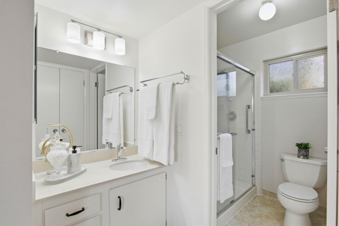 Detail Gallery Image 15 of 25 For 127 Milmar Way, Los Gatos,  CA 95032 - 2 Beds | 2 Baths