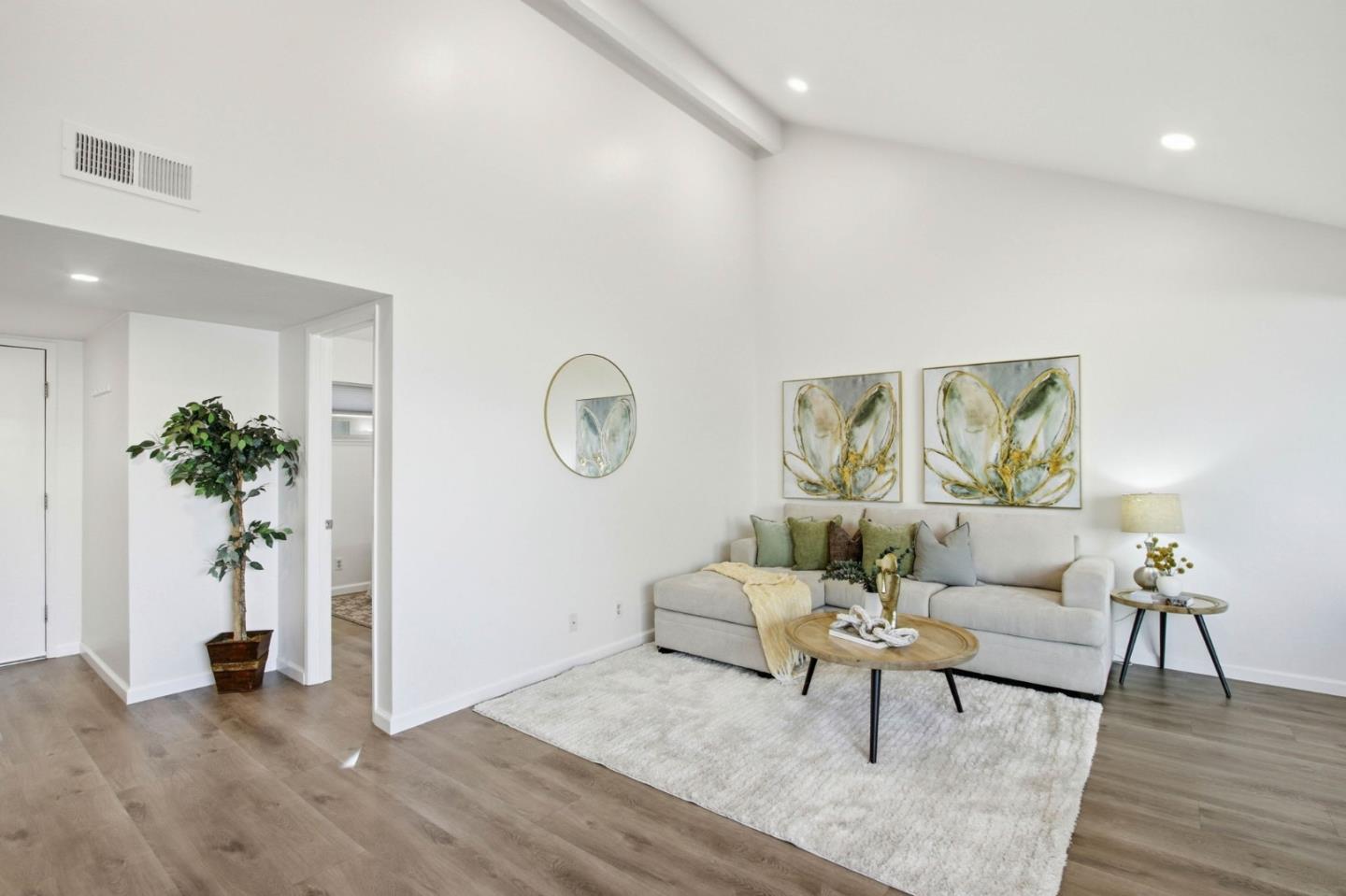 Detail Gallery Image 5 of 25 For 127 Milmar Way, Los Gatos,  CA 95032 - 2 Beds | 2 Baths