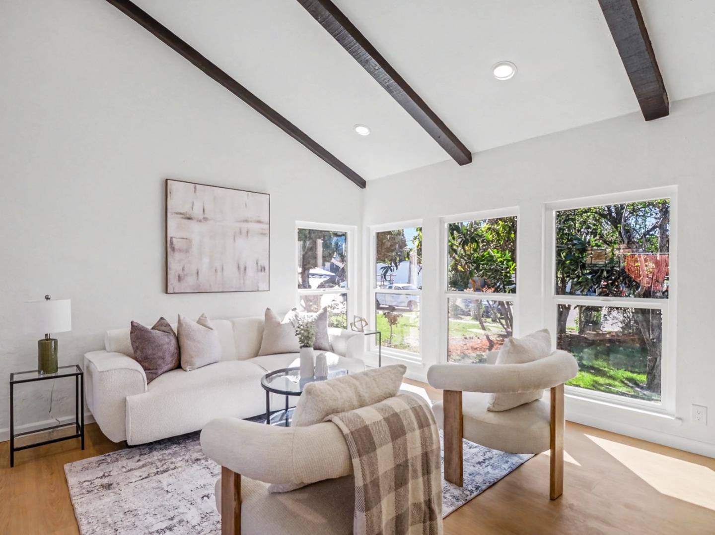 Detail Gallery Image 15 of 42 For 387 Avenida Palmas, San Jose,  CA 95123 - 3 Beds | 2/1 Baths