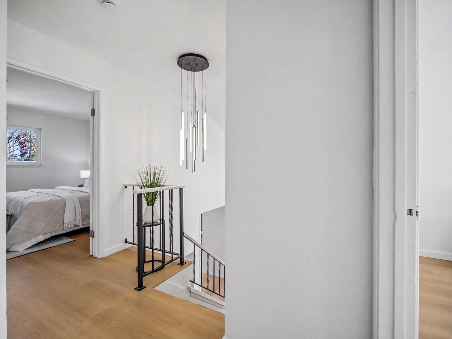 Detail Gallery Image 20 of 42 For 387 Avenida Palmas, San Jose,  CA 95123 - 3 Beds | 2/1 Baths