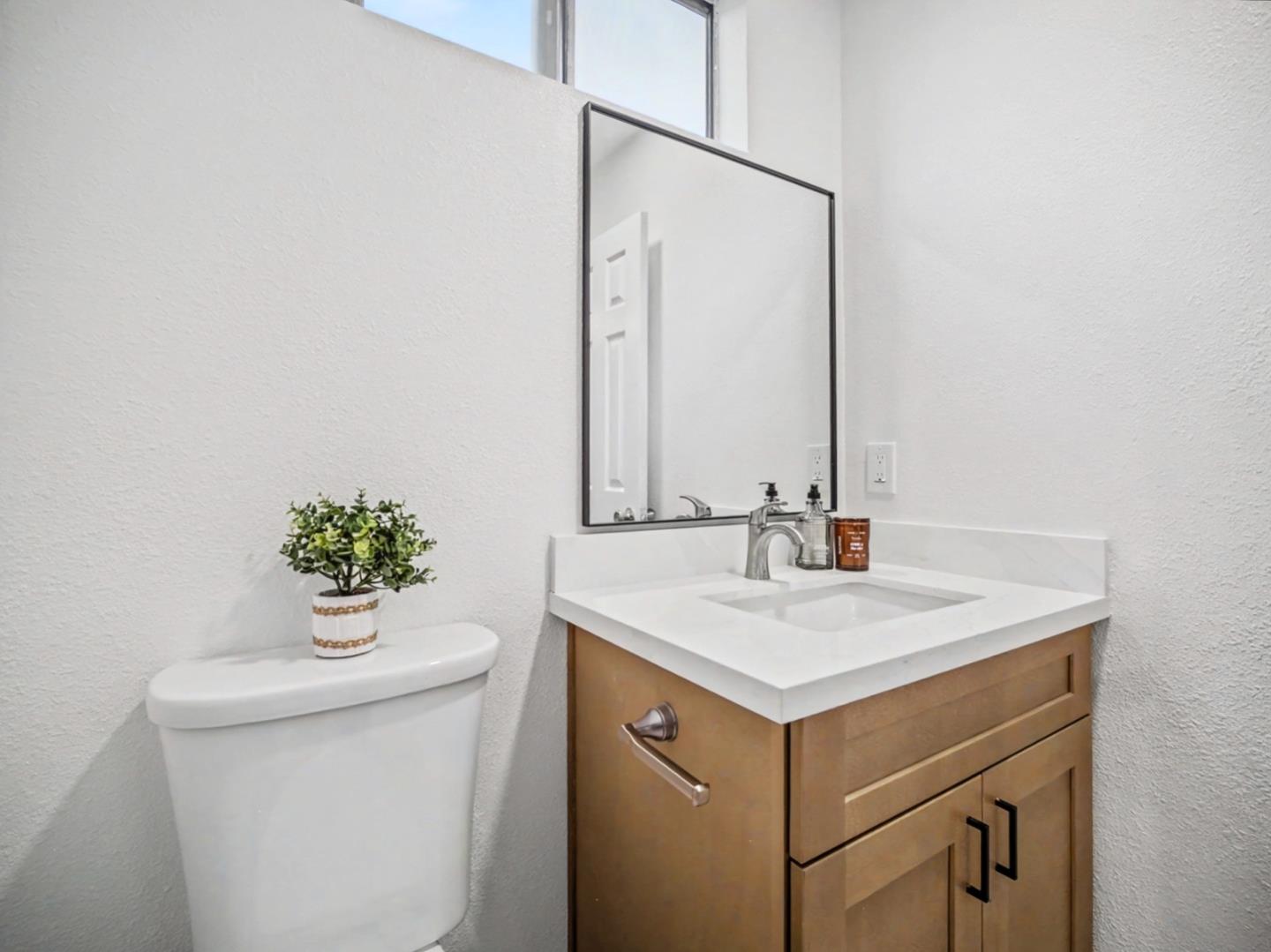 Detail Gallery Image 33 of 42 For 387 Avenida Palmas, San Jose,  CA 95123 - 3 Beds | 2/1 Baths