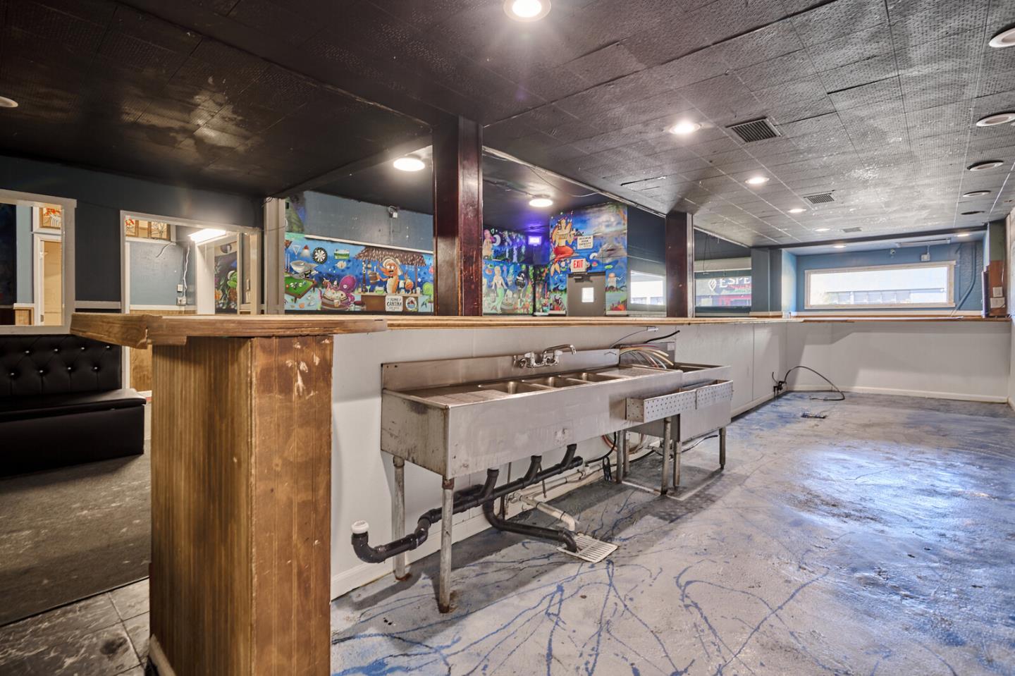 Detail Gallery Image 2 of 18 For 709 S B St, San Mateo,  CA 94401 - – Beds | – Baths