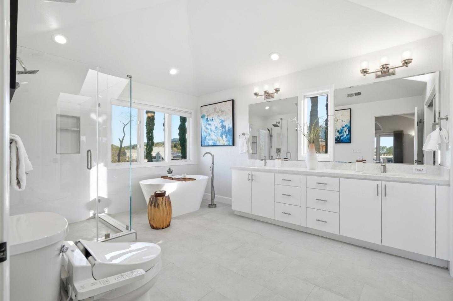 Detail Gallery Image 27 of 42 For 12950 Cortez Ln, Los Altos Hills,  CA 94022 - 5 Beds | 4/1 Baths