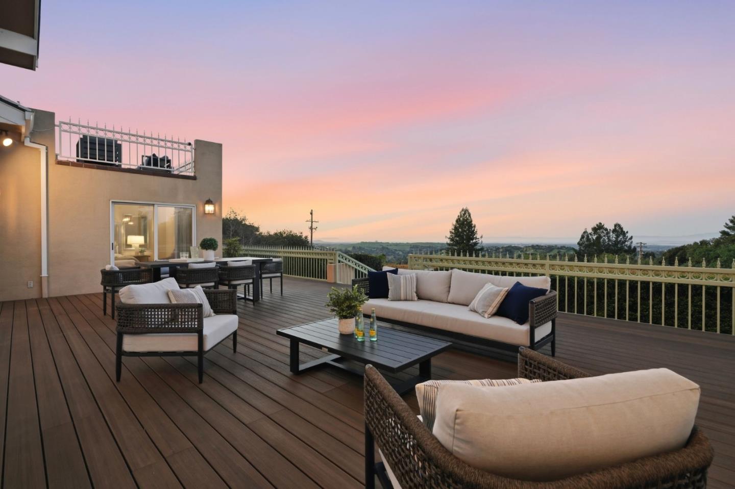 Detail Gallery Image 35 of 42 For 12950 Cortez Ln, Los Altos Hills,  CA 94022 - 5 Beds | 4/1 Baths