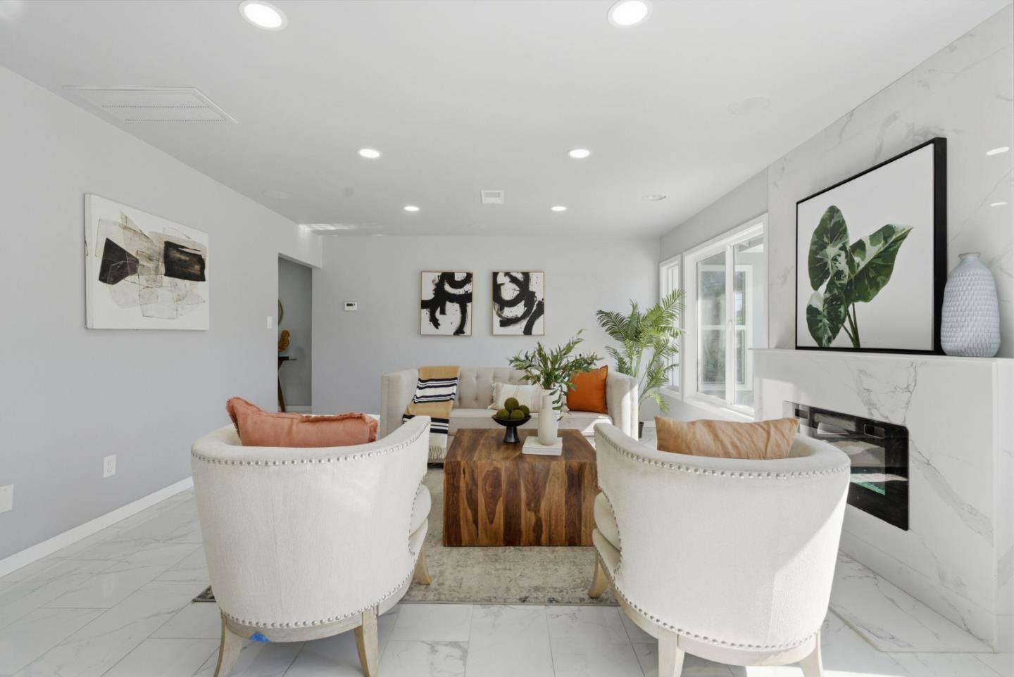 Detail Gallery Image 11 of 78 For 1360 Saratoga Ave, San Jose,  CA 95129 - 3 Beds | 1 Baths