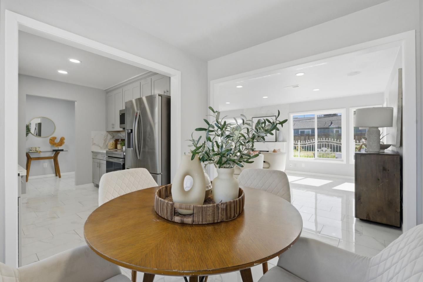 Detail Gallery Image 24 of 78 For 1360 Saratoga Ave, San Jose,  CA 95129 - 3 Beds | 1 Baths