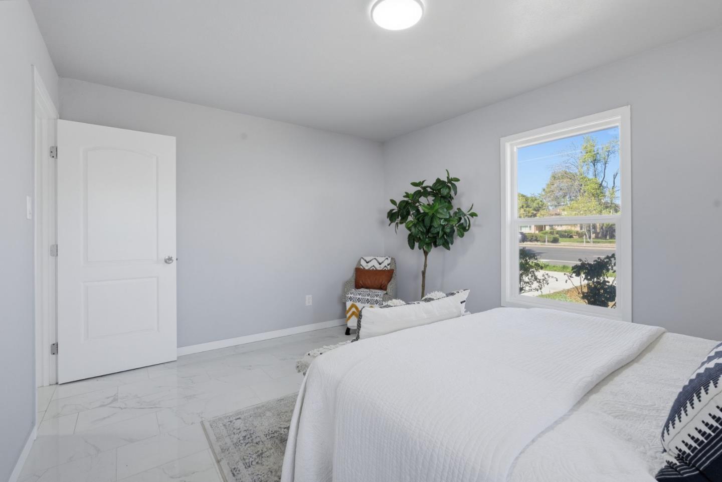 Detail Gallery Image 31 of 78 For 1360 Saratoga Ave, San Jose,  CA 95129 - 3 Beds | 1 Baths