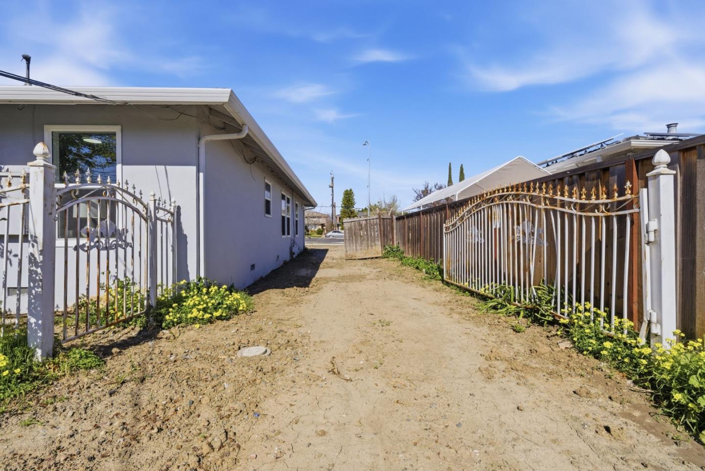 Detail Gallery Image 51 of 78 For 1360 Saratoga Ave, San Jose,  CA 95129 - 3 Beds | 1 Baths