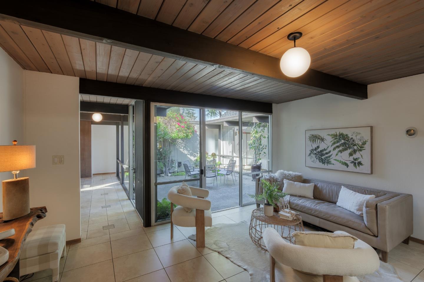 Detail Gallery Image 12 of 30 For 807 Piper Ave, Sunnyvale,  CA 94087 - 4 Beds | 2 Baths