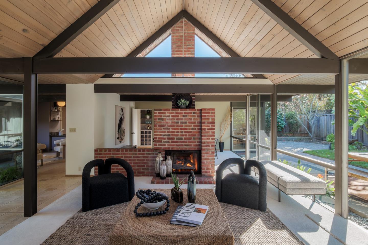 Detail Gallery Image 7 of 30 For 807 Piper Ave, Sunnyvale,  CA 94087 - 4 Beds | 2 Baths