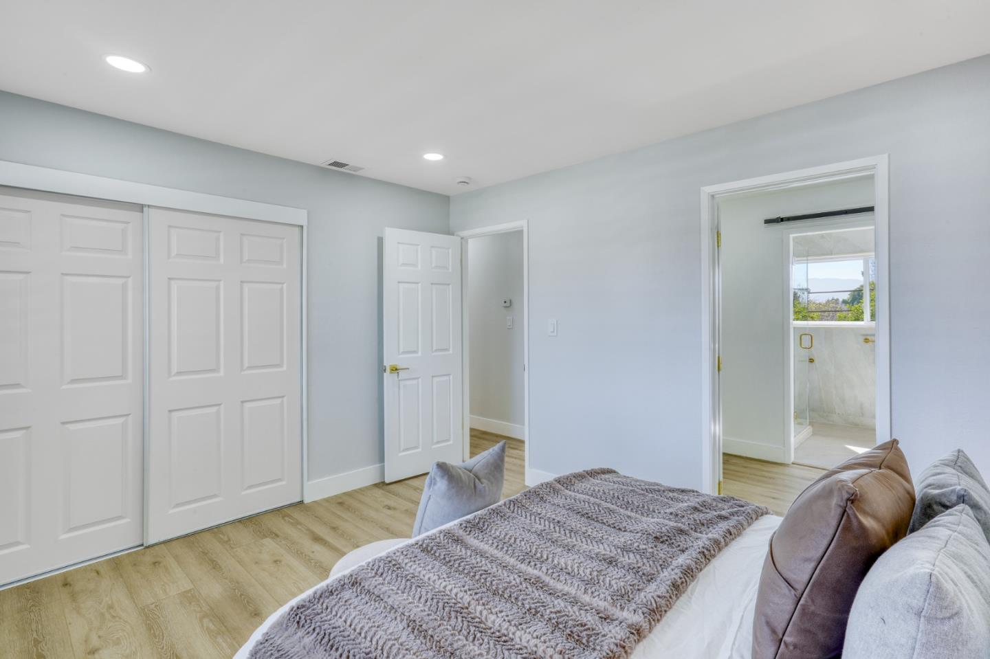 Detail Gallery Image 23 of 70 For 3364 Merrimac Dr, San Jose,  CA 95117 - 4 Beds | 3 Baths