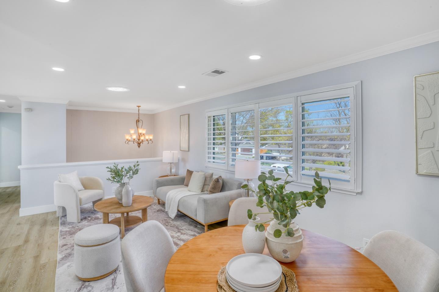 Detail Gallery Image 8 of 70 For 3364 Merrimac Dr, San Jose,  CA 95117 - 4 Beds | 3 Baths