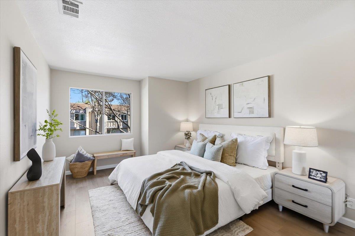 Detail Gallery Image 17 of 32 For 871 W California Ave #J,  Sunnyvale,  CA 94086 - 2 Beds | 1/1 Baths