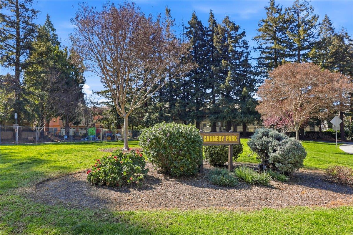 Detail Gallery Image 28 of 32 For 871 W California Ave #J,  Sunnyvale,  CA 94086 - 2 Beds | 1/1 Baths