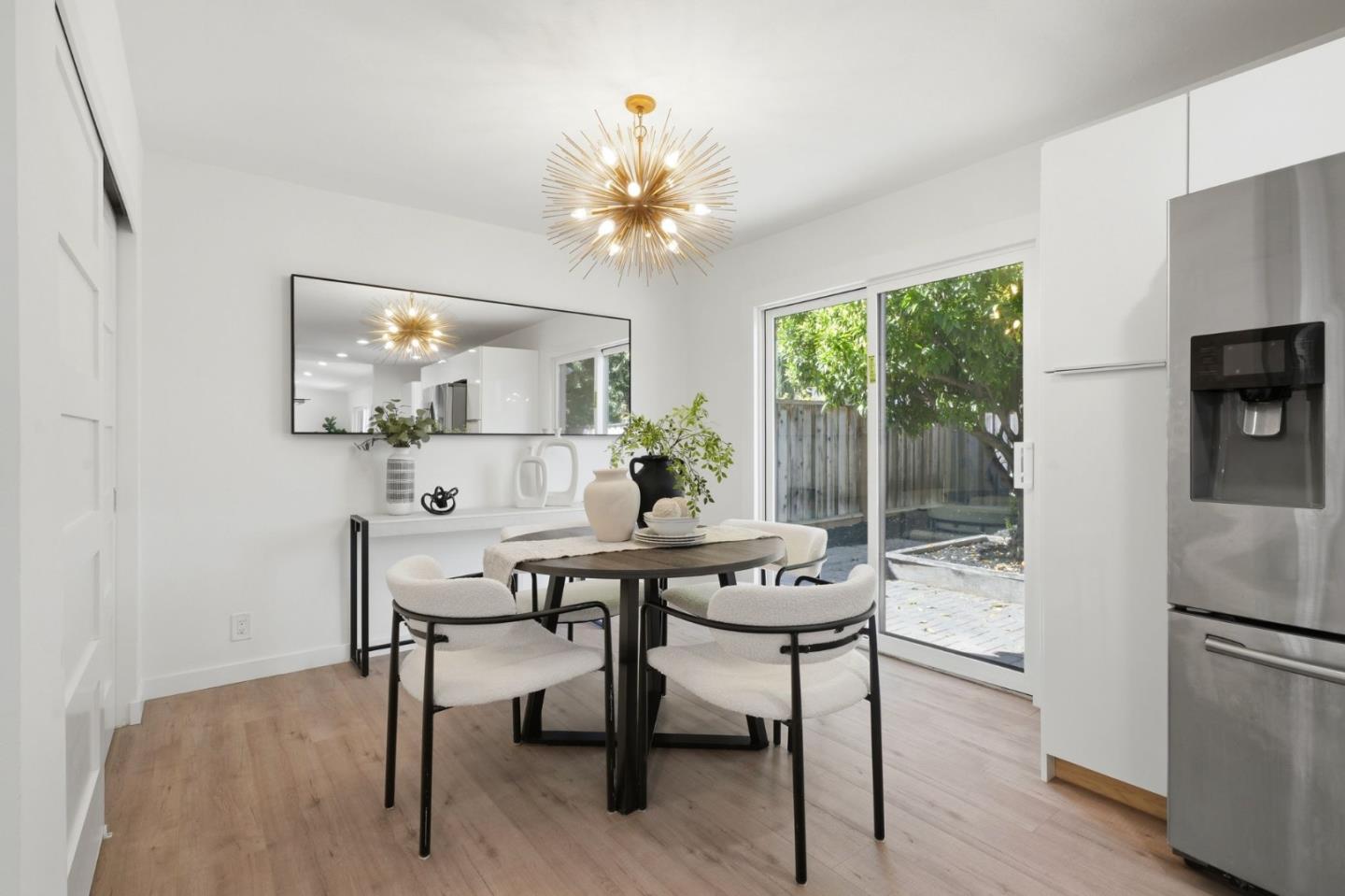 Detail Gallery Image 13 of 49 For 869 Bette Ave, Cupertino,  CA 95014 - 3 Beds | 2 Baths