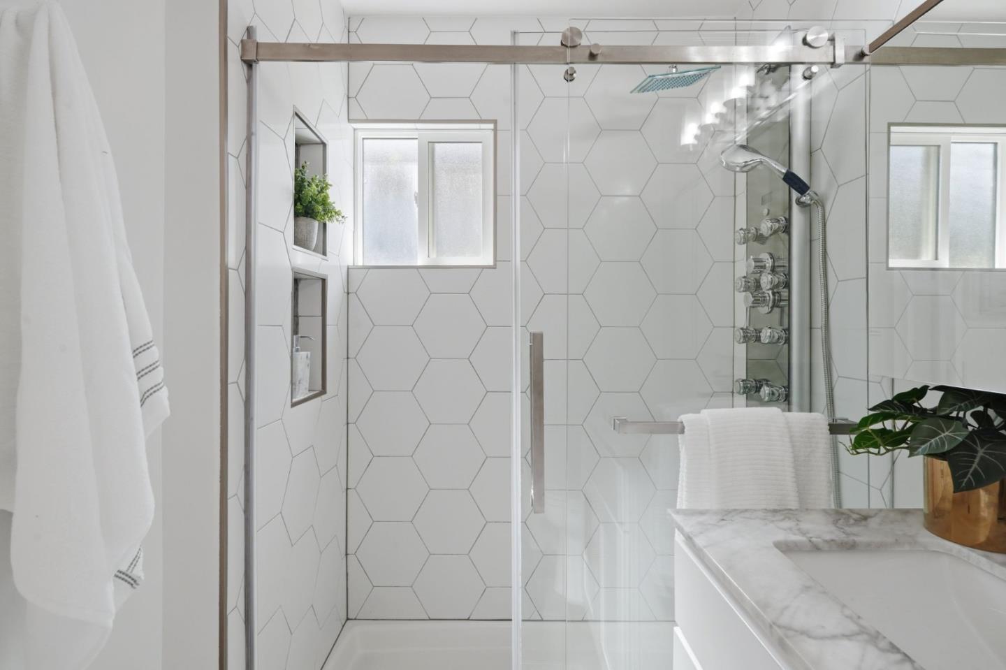 Detail Gallery Image 19 of 49 For 869 Bette Ave, Cupertino,  CA 95014 - 3 Beds | 2 Baths