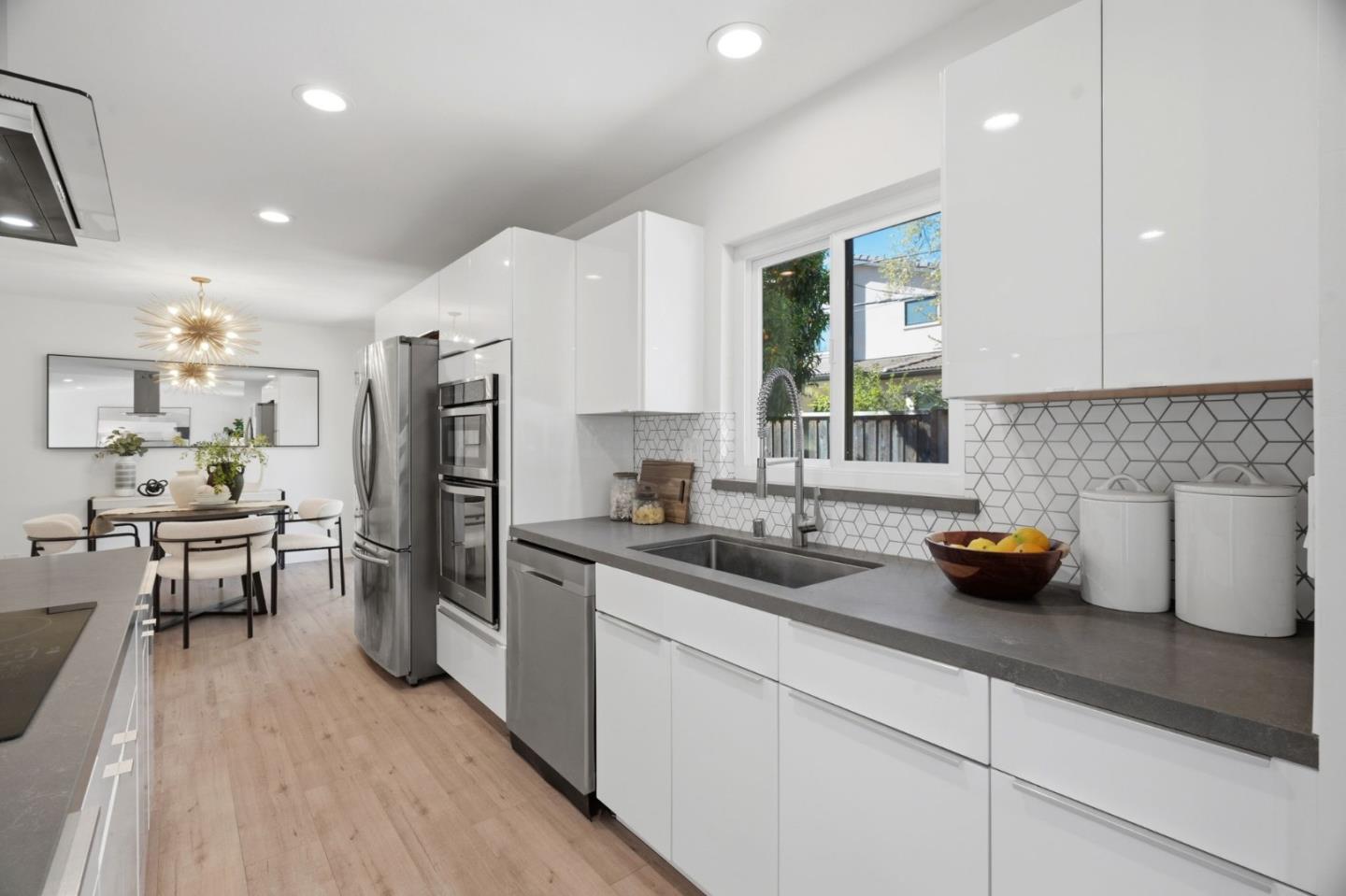 Detail Gallery Image 9 of 49 For 869 Bette Ave, Cupertino,  CA 95014 - 3 Beds | 2 Baths