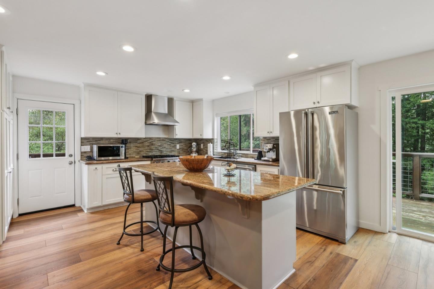 Detail Gallery Image 10 of 41 For 17386 Tressel Pass Rd, Boulder Creek,  CA 95006 - 4 Beds | 2/1 Baths