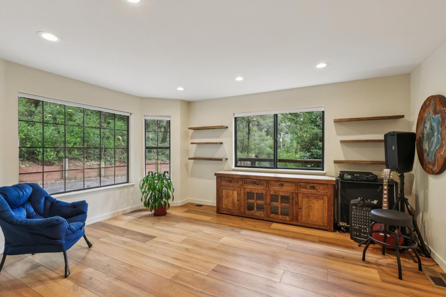 Detail Gallery Image 4 of 41 For 17386 Tressel Pass Rd, Boulder Creek,  CA 95006 - 4 Beds | 2/1 Baths