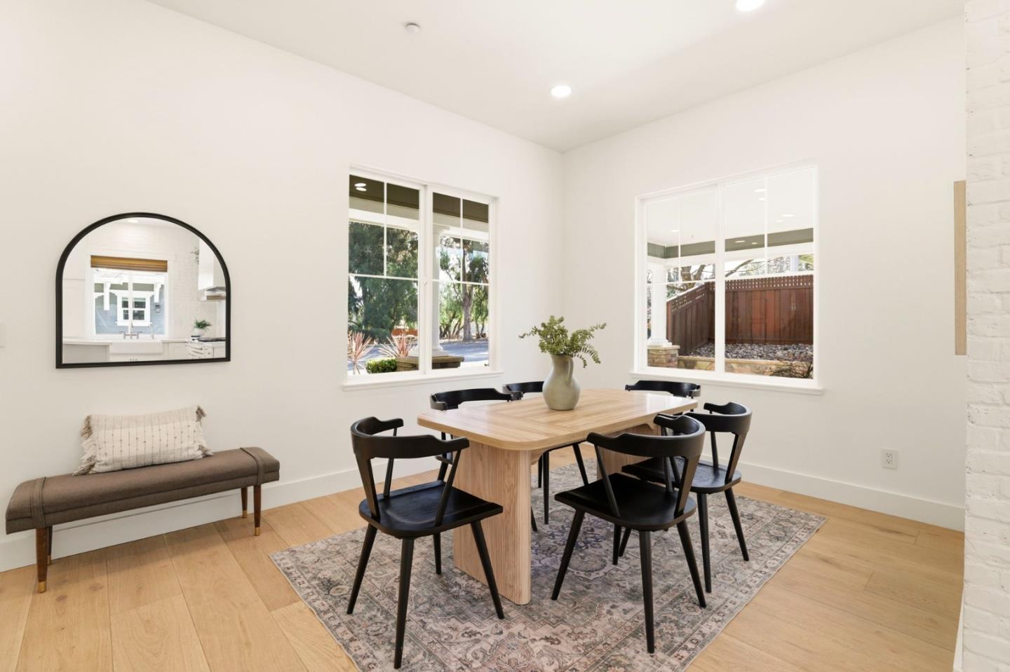 Detail Gallery Image 15 of 37 For 211 Woodland Ct, Livermore,  CA 94550 - 4 Beds | 3/1 Baths