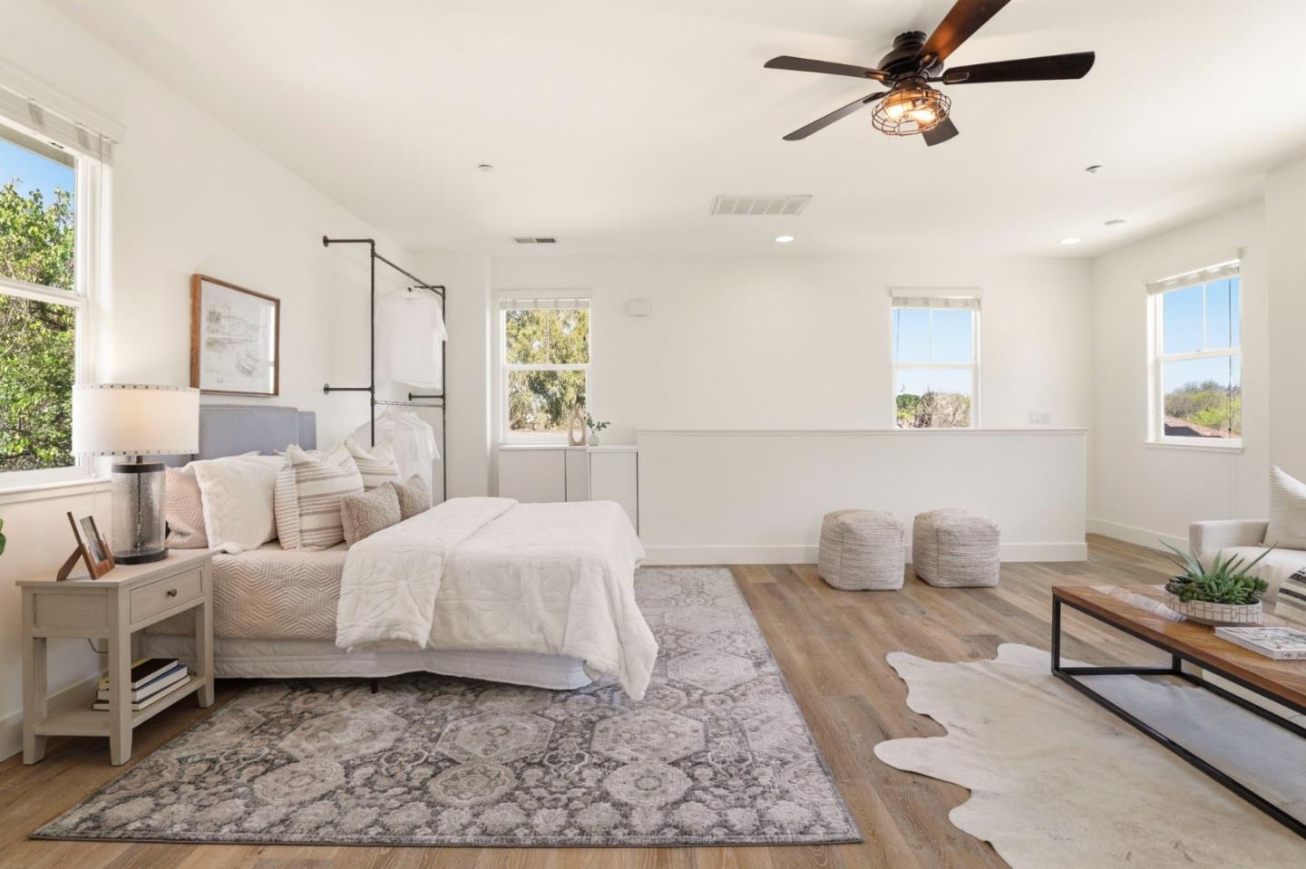 Detail Gallery Image 34 of 37 For 211 Woodland Ct, Livermore,  CA 94550 - 4 Beds | 3/1 Baths