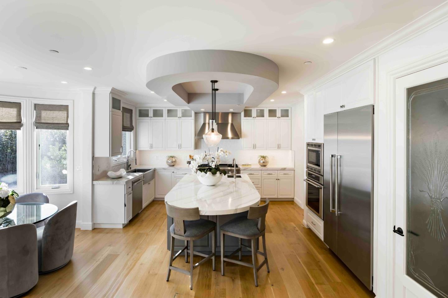 Detail Gallery Image 10 of 32 For 4118 Sutherland Dr, Palo Alto,  CA 94303 - 5 Beds | 3/1 Baths