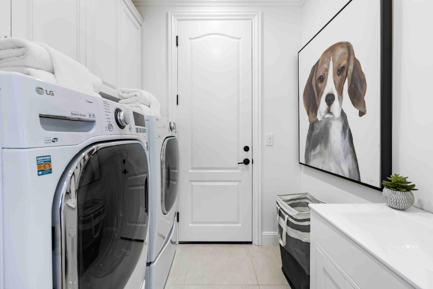 Detail Gallery Image 17 of 32 For 4118 Sutherland Dr, Palo Alto,  CA 94303 - 5 Beds | 3/1 Baths