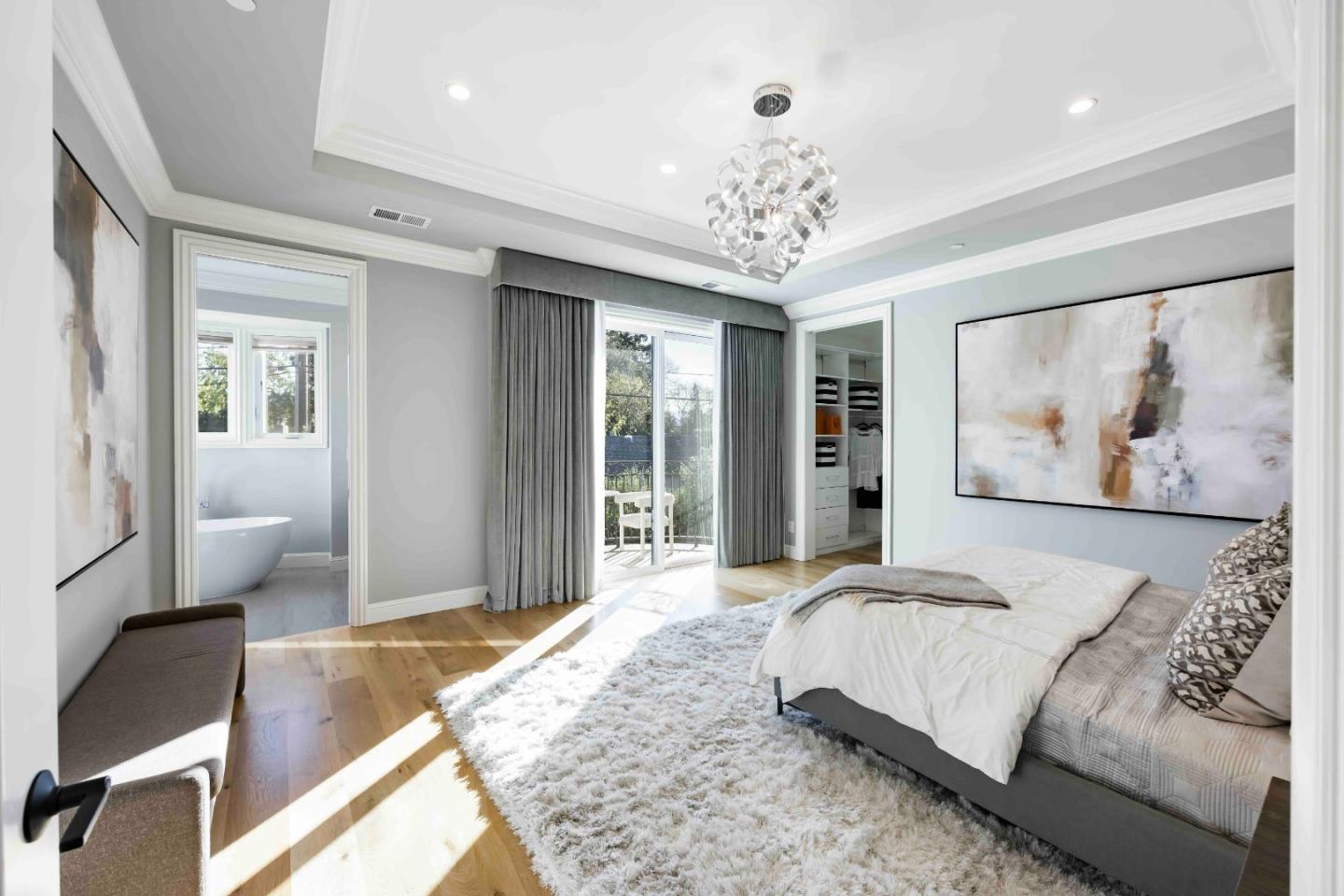 Detail Gallery Image 18 of 32 For 4118 Sutherland Dr, Palo Alto,  CA 94303 - 5 Beds | 3/1 Baths