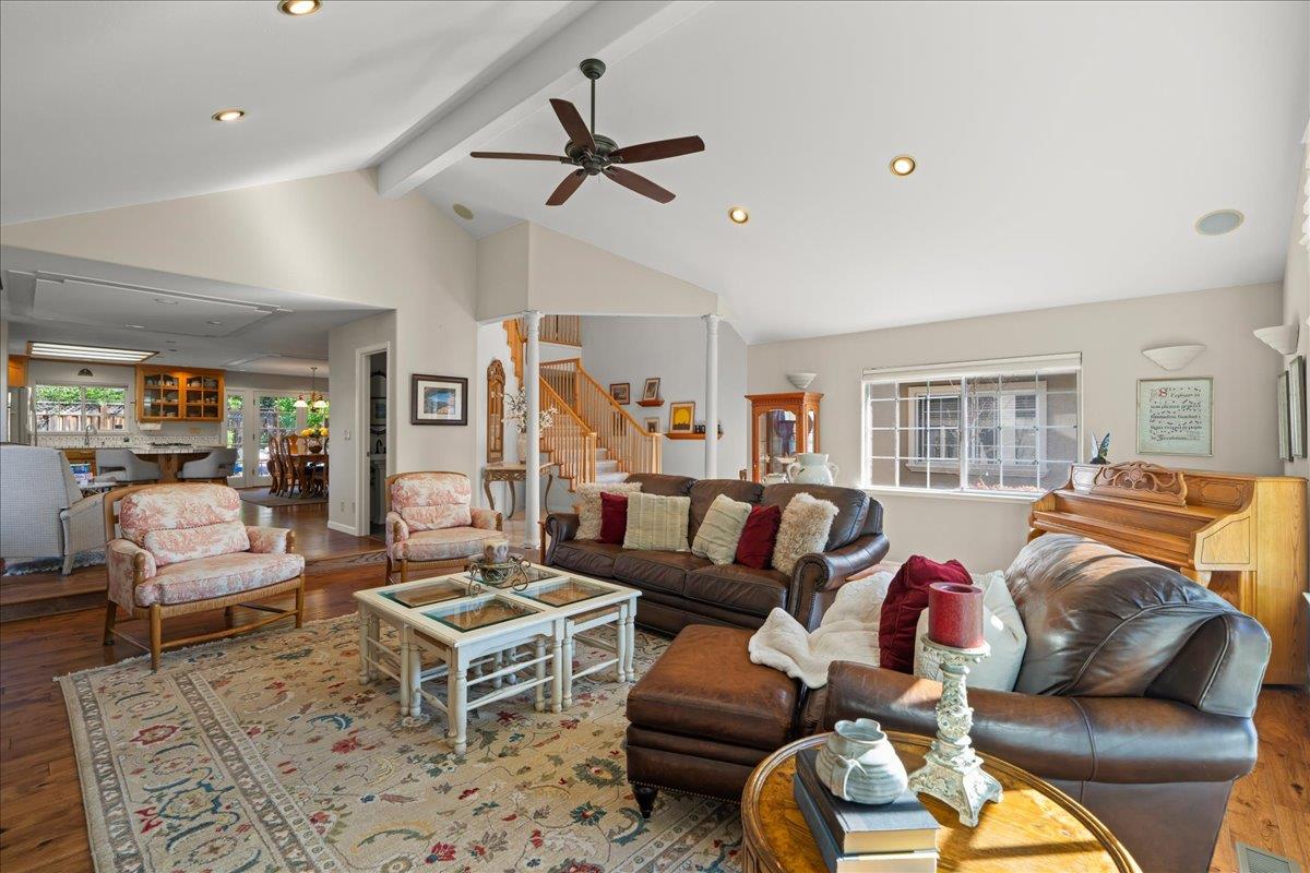 Detail Gallery Image 13 of 49 For 5322 Kunkel Dr, San Jose,  CA 95124 - 5 Beds | 3/1 Baths