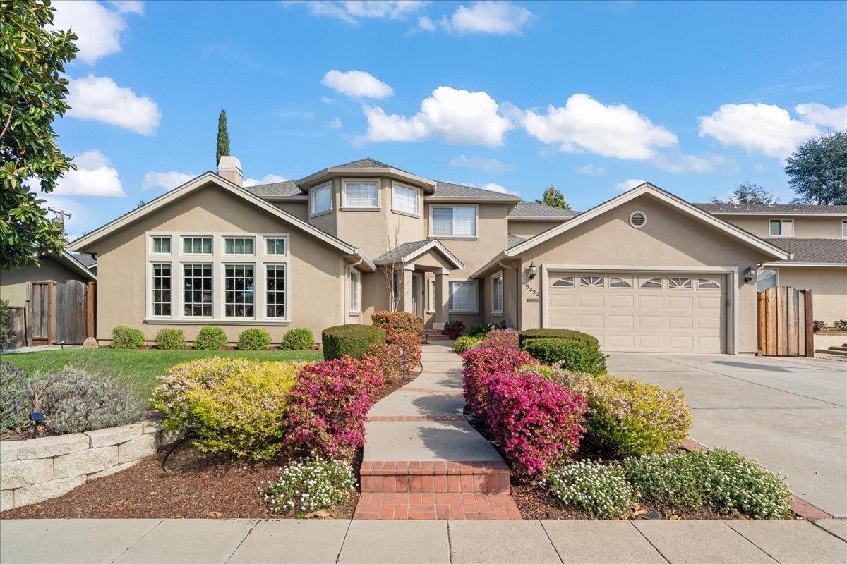 Detail Gallery Image 2 of 49 For 5322 Kunkel Dr, San Jose,  CA 95124 - 5 Beds | 3/1 Baths