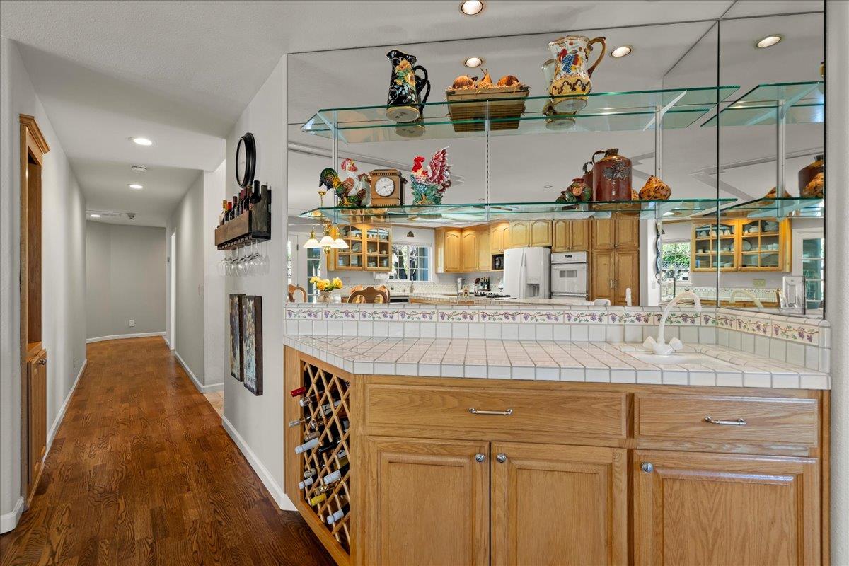 Detail Gallery Image 20 of 49 For 5322 Kunkel Dr, San Jose,  CA 95124 - 5 Beds | 3/1 Baths