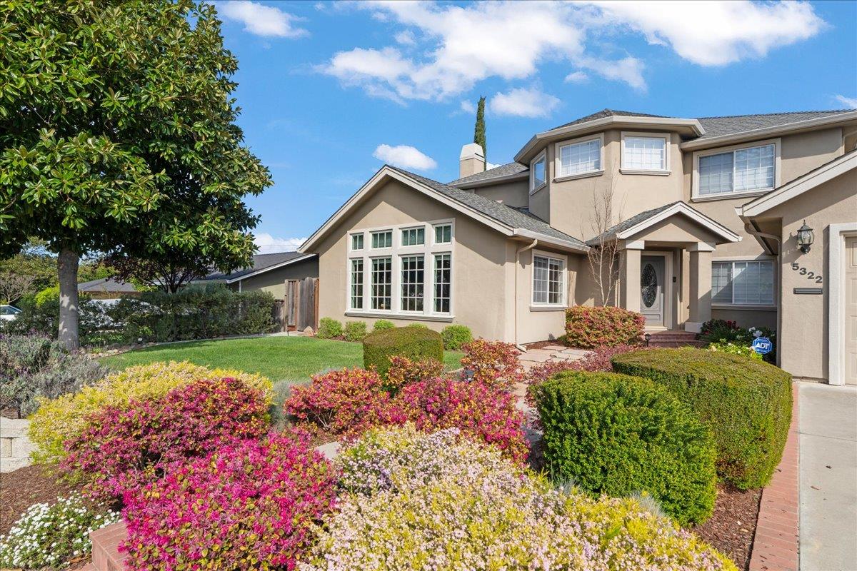 Detail Gallery Image 3 of 49 For 5322 Kunkel Dr, San Jose,  CA 95124 - 5 Beds | 3/1 Baths