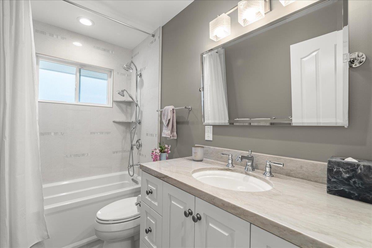 Detail Gallery Image 31 of 49 For 5322 Kunkel Dr, San Jose,  CA 95124 - 5 Beds | 3/1 Baths