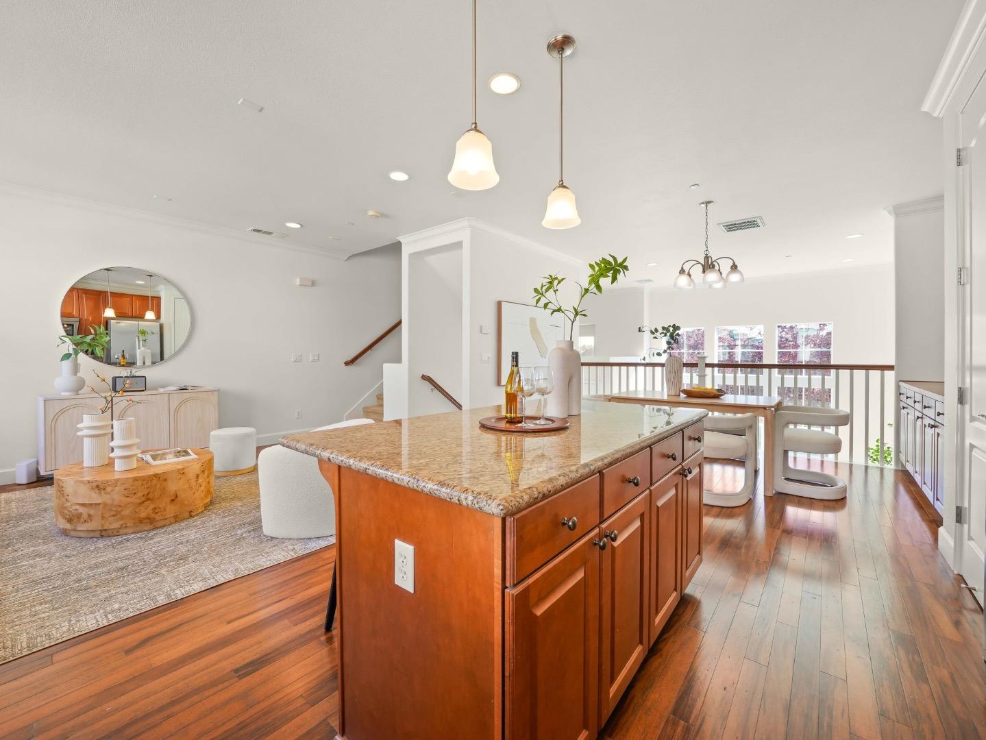 Detail Gallery Image 15 of 31 For 307 Seattle Lane, Redwood City,  CA 94065 - 3 Beds | 2/1 Baths