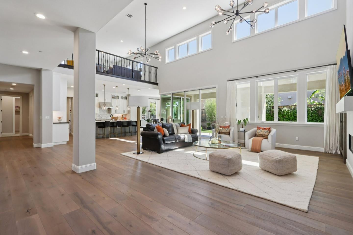 Detail Gallery Image 13 of 97 For 18600 Corte Arcangel, Morgan Hill,  CA 95037 - 5 Beds | 5/1 Baths