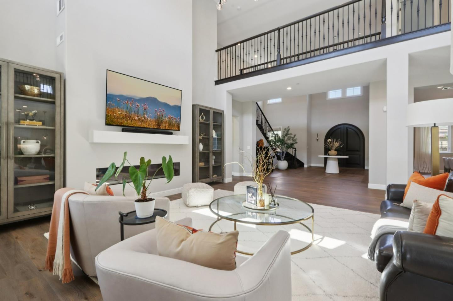 Detail Gallery Image 16 of 97 For 18600 Corte Arcangel, Morgan Hill,  CA 95037 - 5 Beds | 5/1 Baths