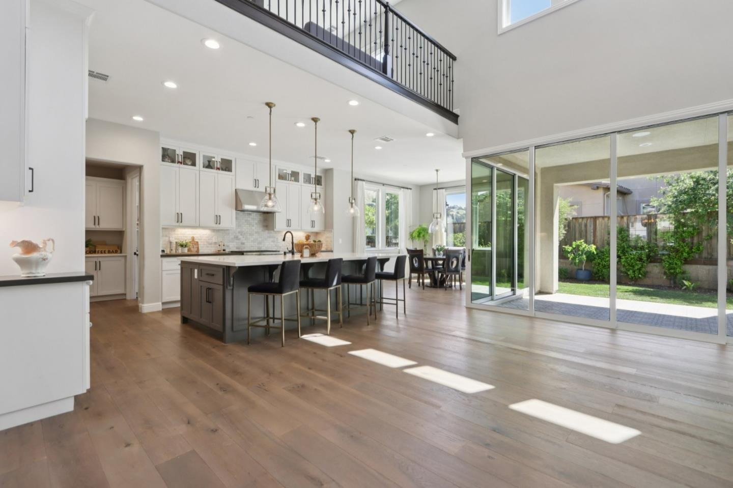 Detail Gallery Image 28 of 97 For 18600 Corte Arcangel, Morgan Hill,  CA 95037 - 5 Beds | 5/1 Baths