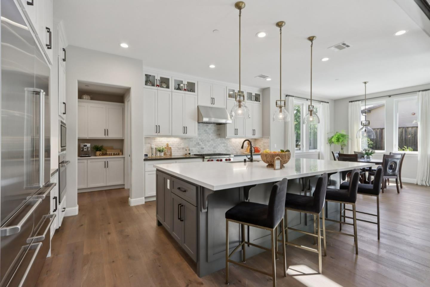 Detail Gallery Image 31 of 97 For 18600 Corte Arcangel, Morgan Hill,  CA 95037 - 5 Beds | 5/1 Baths