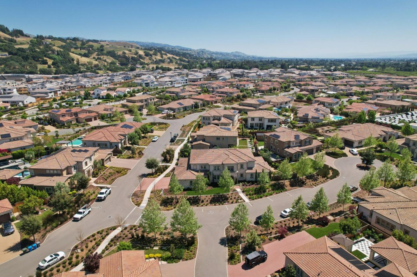 Detail Gallery Image 72 of 97 For 18600 Corte Arcangel, Morgan Hill,  CA 95037 - 5 Beds | 5/1 Baths