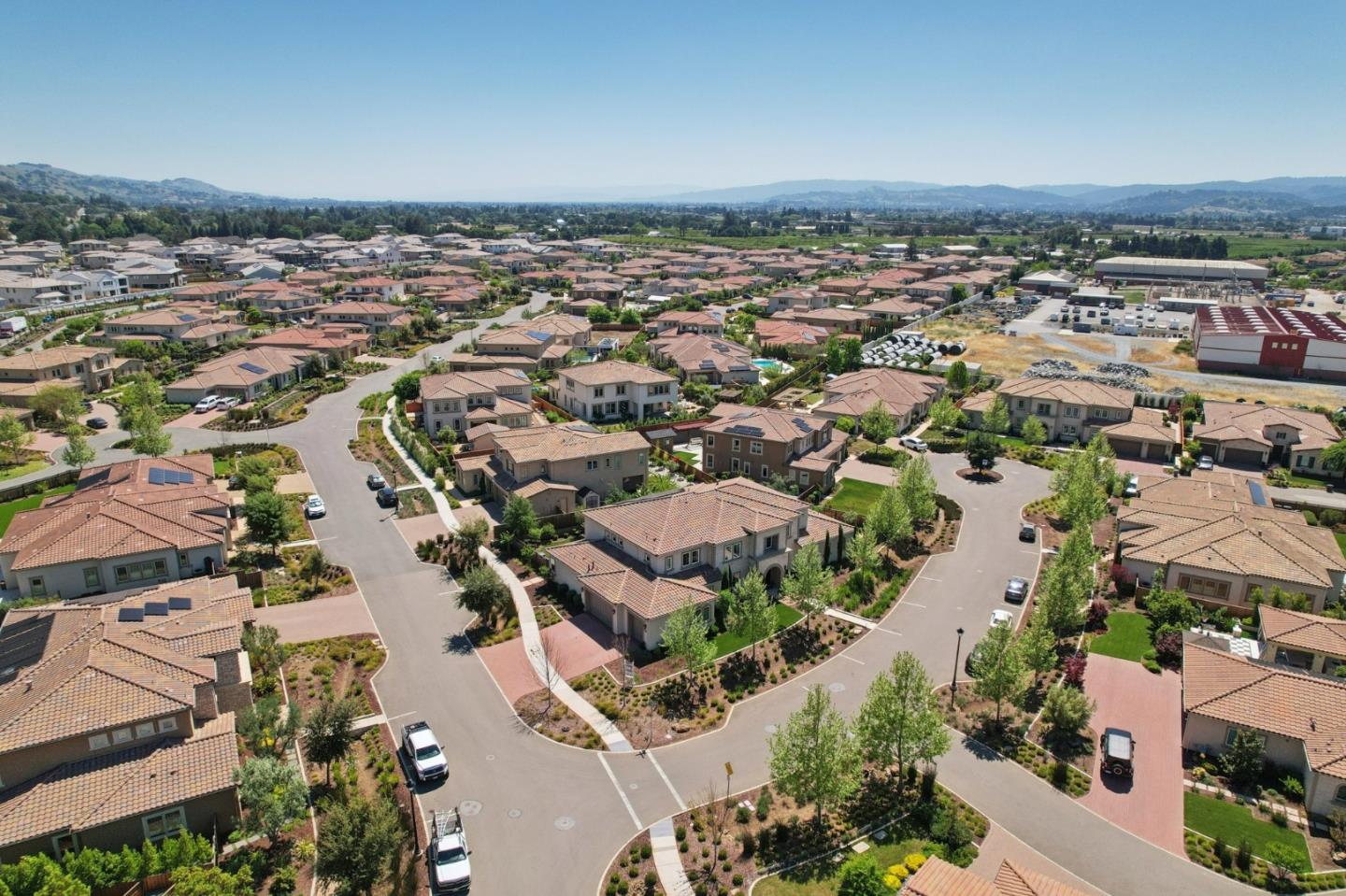 Detail Gallery Image 74 of 97 For 18600 Corte Arcangel, Morgan Hill,  CA 95037 - 5 Beds | 5/1 Baths