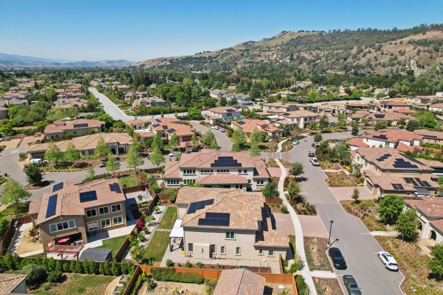 Detail Gallery Image 76 of 97 For 18600 Corte Arcangel, Morgan Hill,  CA 95037 - 5 Beds | 5/1 Baths