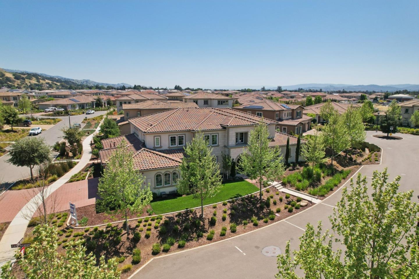 Detail Gallery Image 78 of 97 For 18600 Corte Arcangel, Morgan Hill,  CA 95037 - 5 Beds | 5/1 Baths