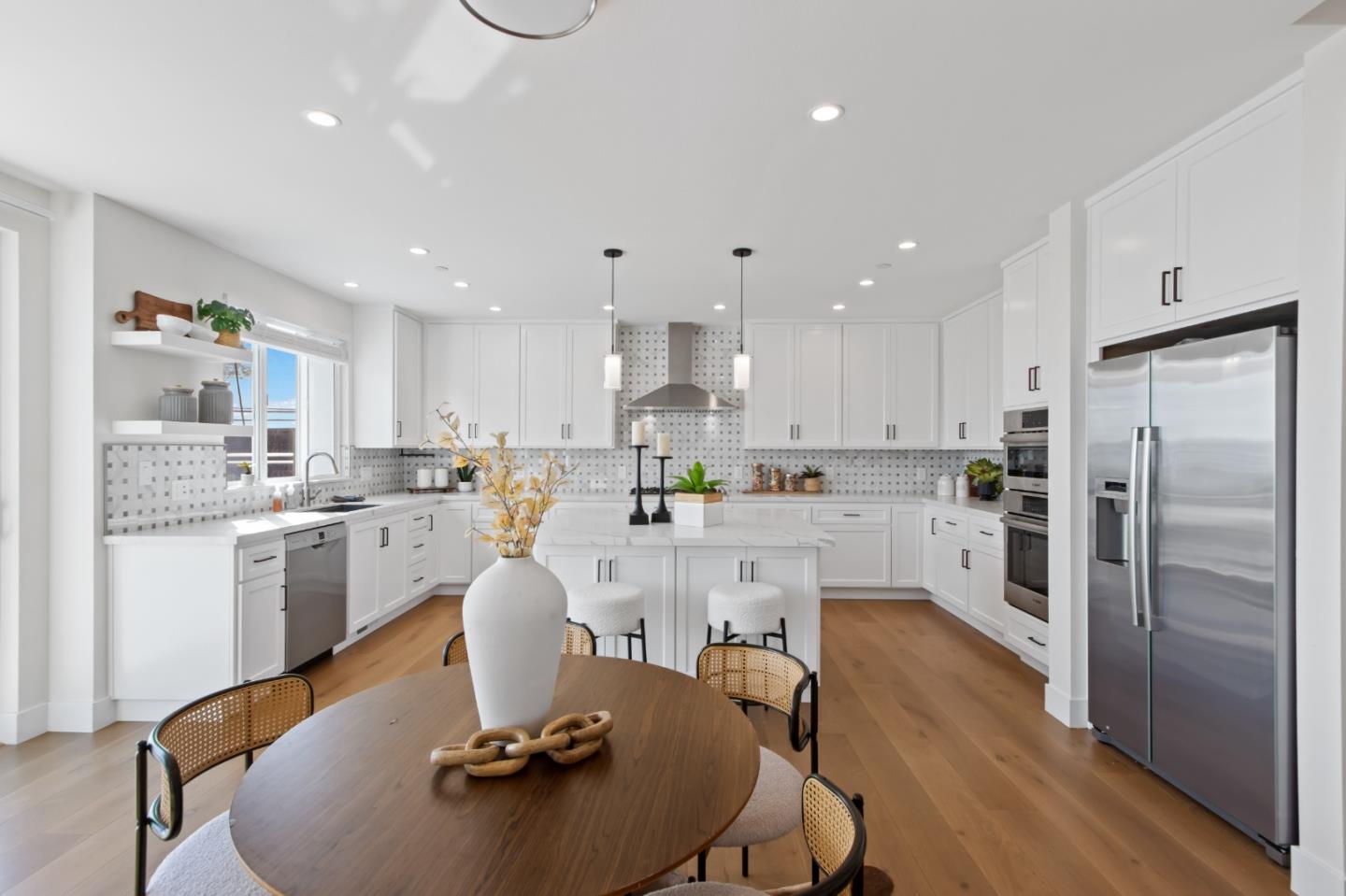 Detail Gallery Image 28 of 53 For 634 Coronado St, El Granada,  CA 94018 - 4 Beds | 3 Baths