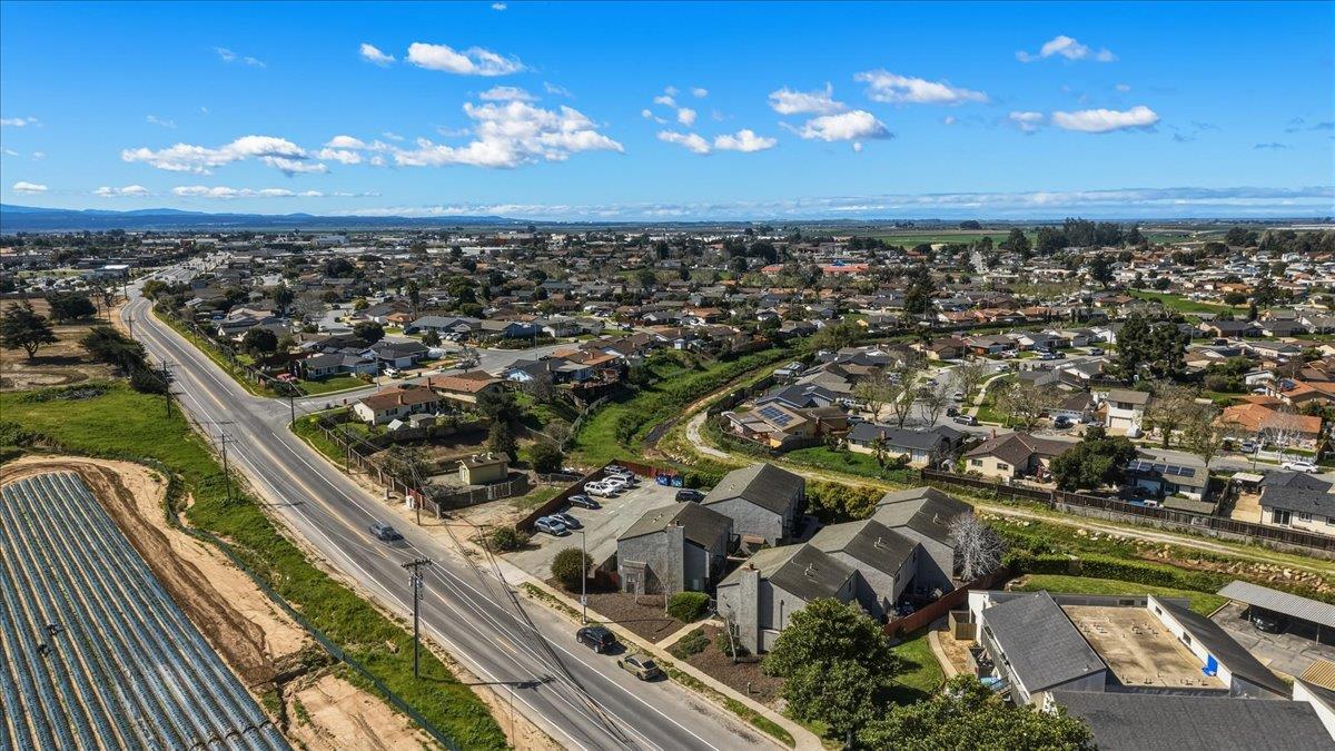 Detail Gallery Image 3 of 11 For 109 San Juan Grade Rd, Salinas,  CA 93906 - – Beds | – Baths