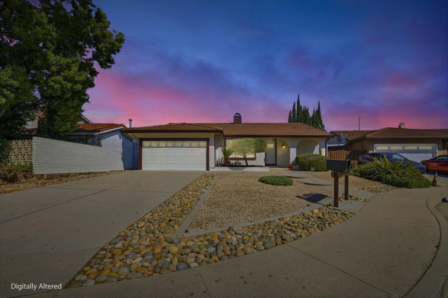 Front Image Thumbnail for ML82038107