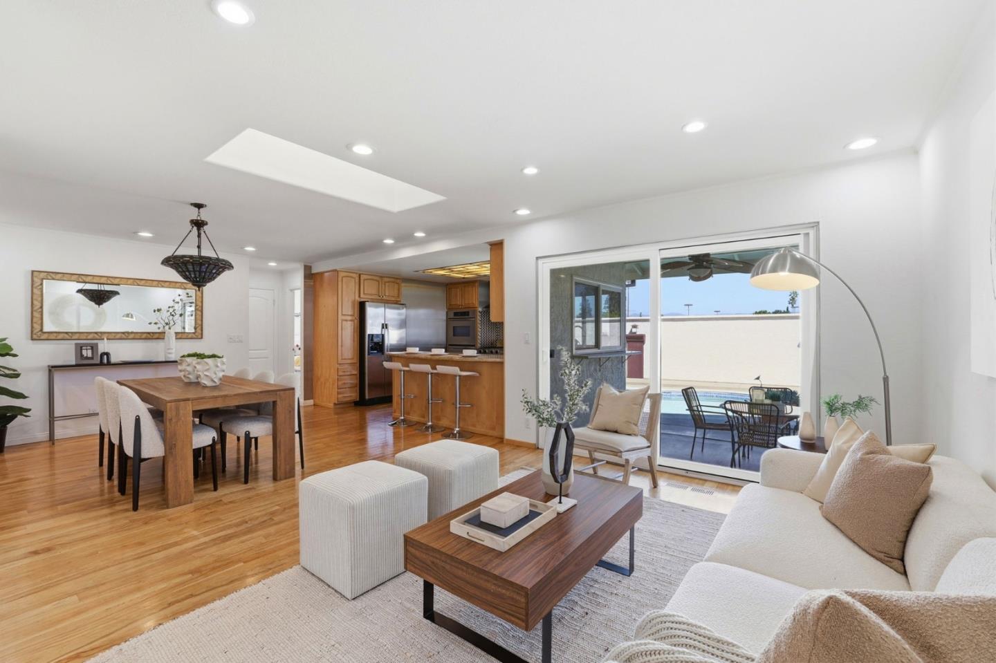 Detail Gallery Image 13 of 49 For 1638 Corte De Callas, San Jose,  CA 95124 - 3 Beds | 2 Baths